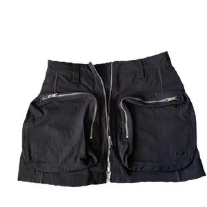 Diesel cargo skirt